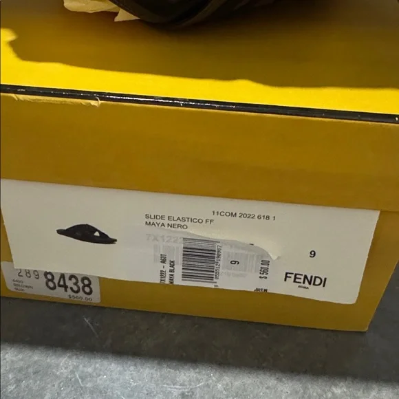 Fendi Men's FF cross band slide - Picture 5 of 5